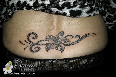 feminin tatouage bas du dos femme|tatouage bas du dos femme.